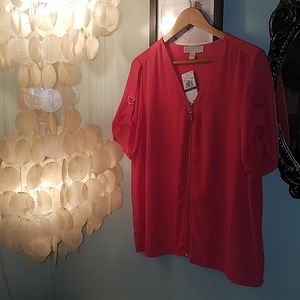 NWT Michael Kors silky zip up blouse 🤗